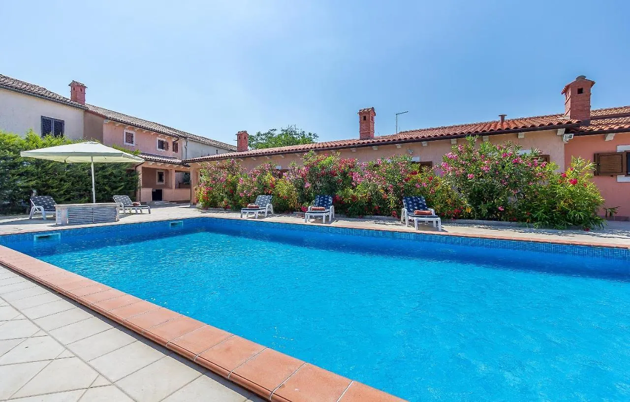 Сasa de vacaciones Pool&Sun Villa Rici Loborika
